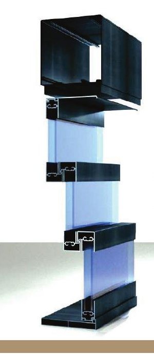 Coupe verticale des profils du châssis guillotine